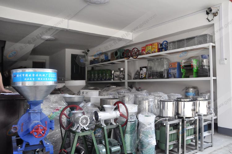 贛云食品機械廠倉庫一角