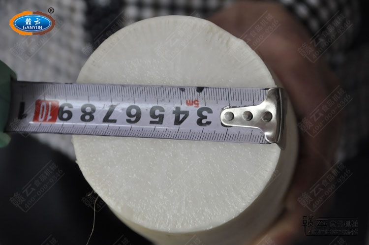 菜場(chǎng)購(gòu)買的大白蘿卜